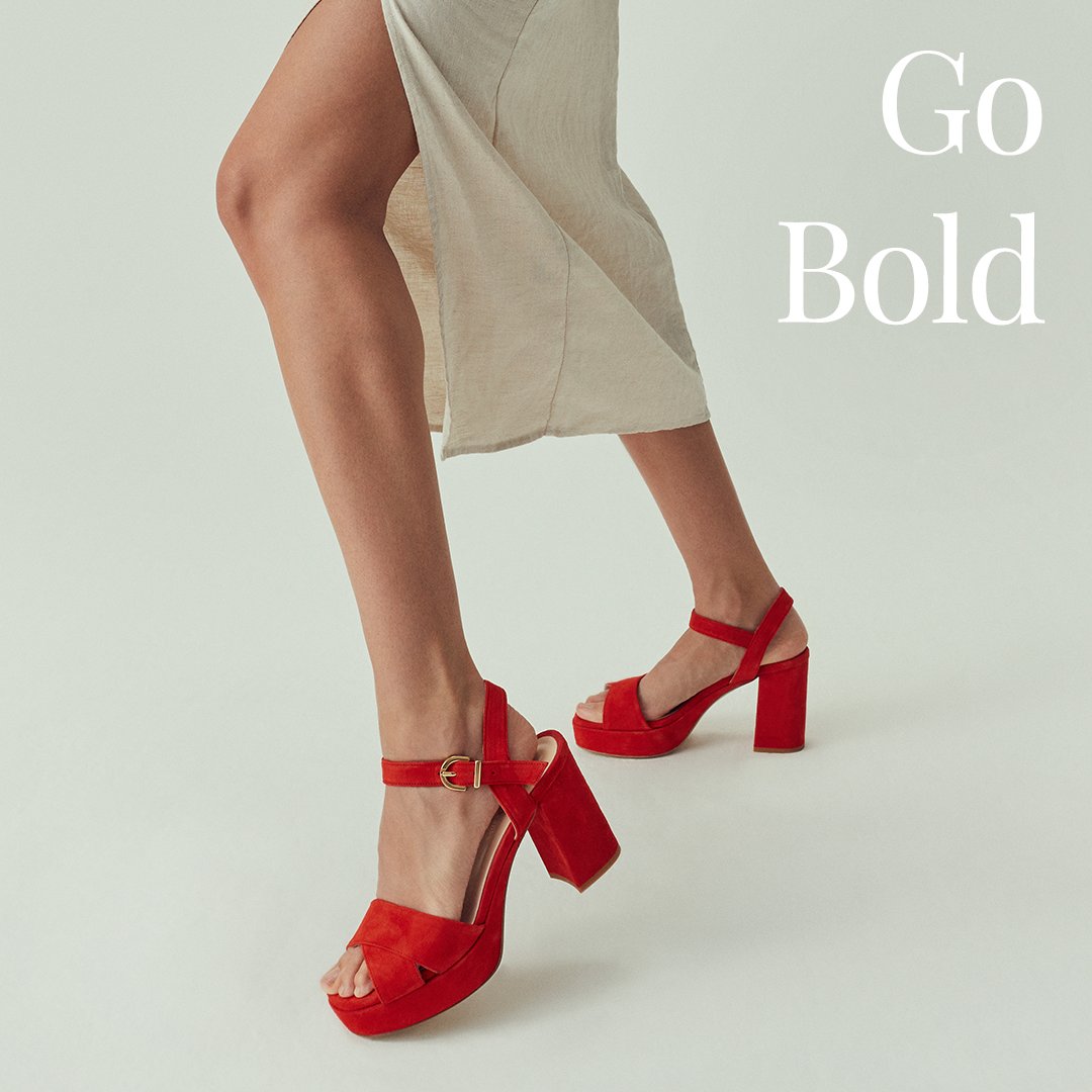 randbofficial's tweet photo. Our platform sandals boast an array of bright colourways, set to enhance any ensemble.
#russellandbromley #RBSpring
https://t.co/T6IUhVqWOm https://t.co/sOMq8vTXIe
