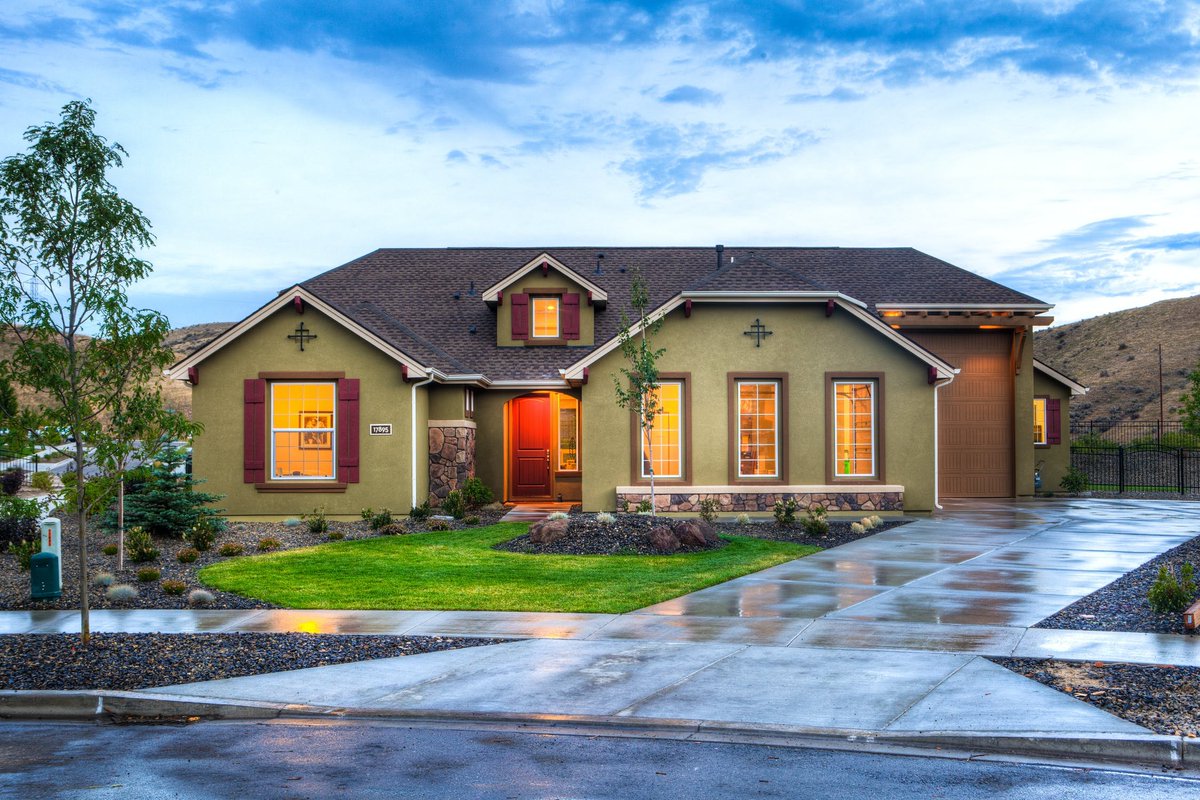AccessEasyFunds's tweet photo. Whether you specialize in residential resales, commercial deals, or pre-construction, our team can get you the funds you need fast! Call us today to learn more. https://t.co/0O3SUKhqcu
