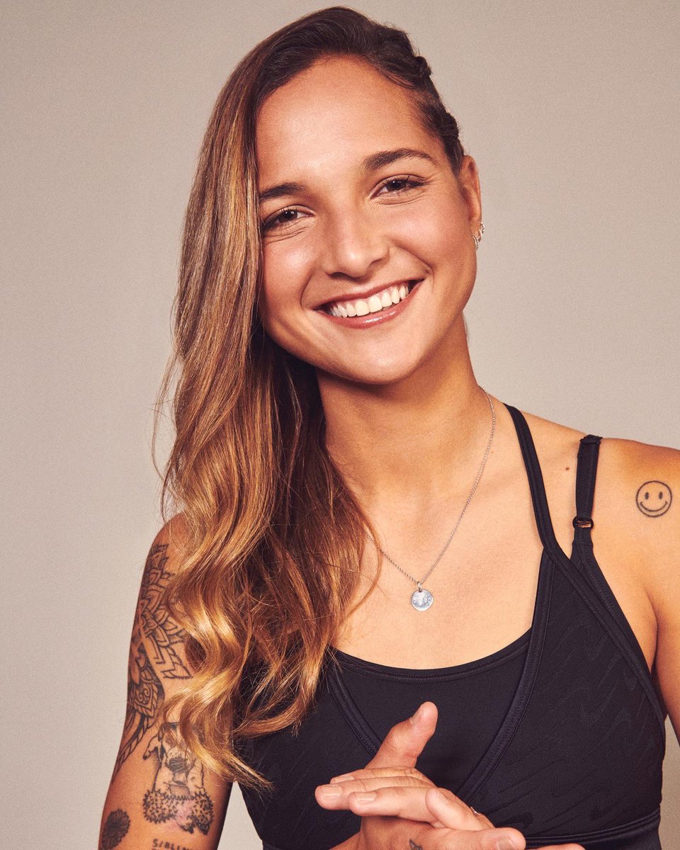 deynac18's tweet photo. I’ve teamed up with @Nike for the Athlete Think Tank – a collective of woman athletes that are holding honest conversations &amp; changing the world.

Together we can innovate to serve today’s women athletes and redefine sport for a new generation of women, girls, &amp; allies. https://t.co/O7X9ntR7yU