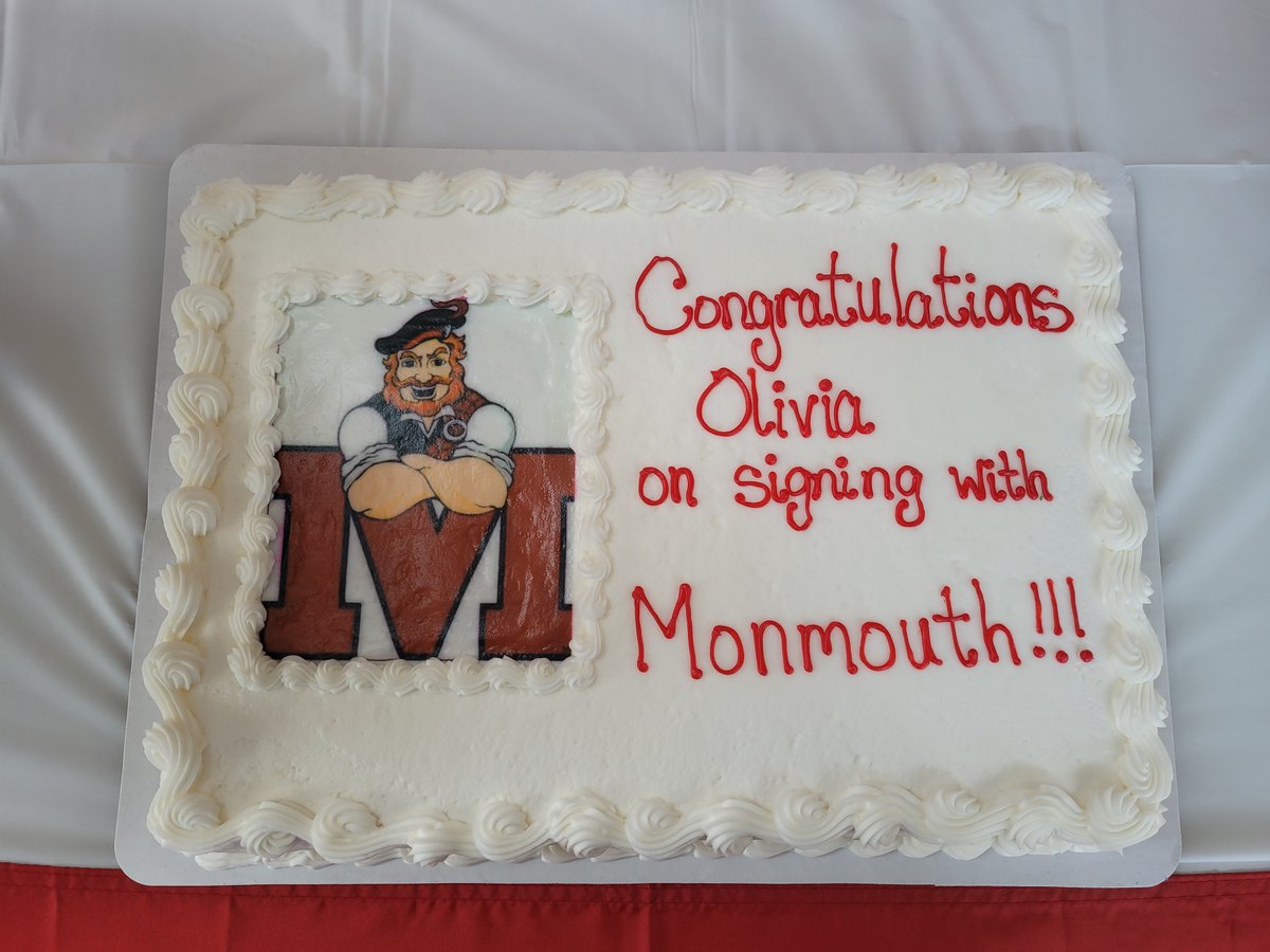 leaver_olivia's tweet photo. Today was an absolute dream come true! My heart is so full and I feel extremely blessed. Thank you to everyone who helped me accomplish this milestone in my life! Phil 4:13
#RollScots #MCSB #ItsGreatToBeAScot 
@MonmouthCollege @ScotsSoftball https://t.co/VZRcJpuvAz