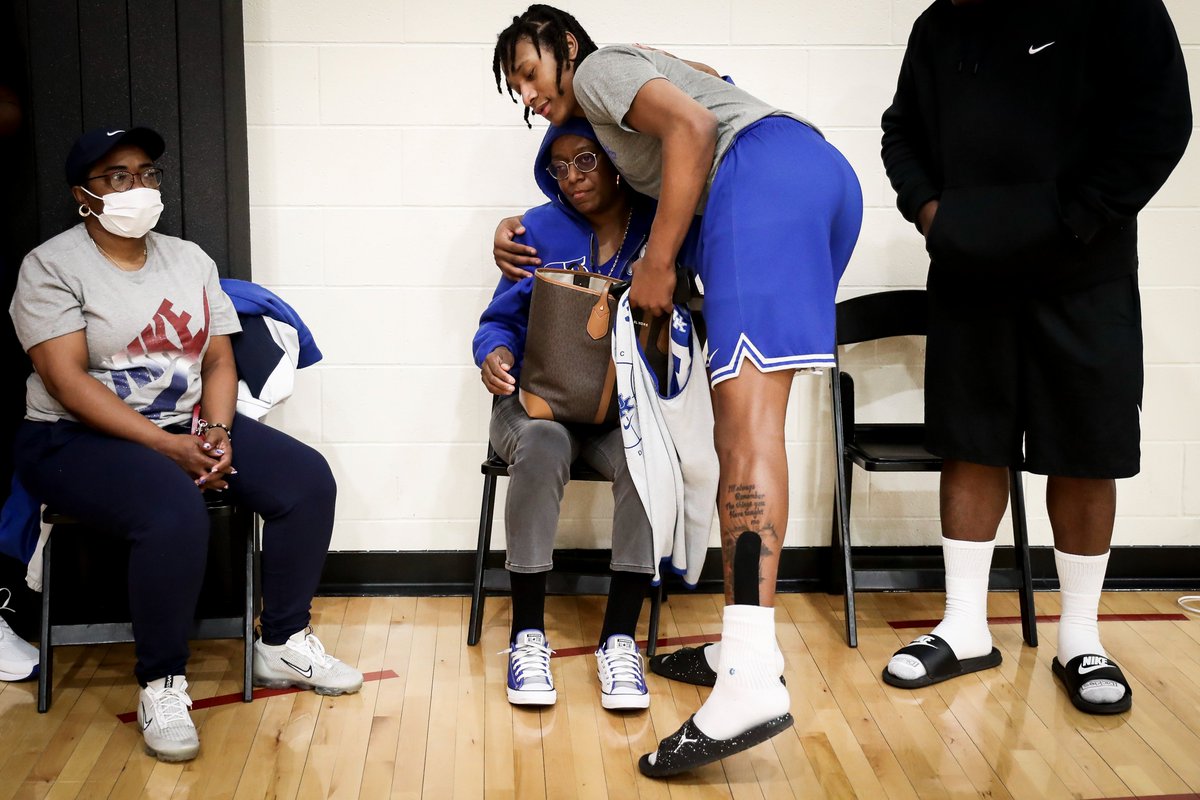 KentuckyMBB's tweet photo. A special guest at shootaround today for @tytywashington3 💙 https://t.co/8f6BsmhzJZ
