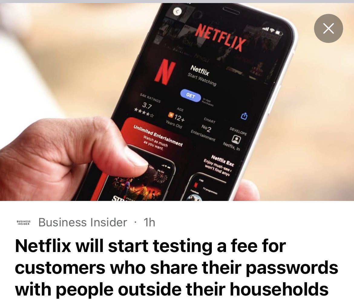 X_masEVES's tweet photo. Mind ya business @netflix https://t.co/MiblaxBTYn