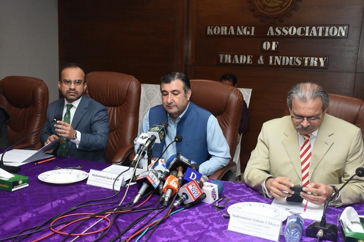 SenatorAyub's tweet photo. Met with industrialists and representatives of Labour Federation of Pakistan. Ways to secure better working conditions for labour and to boost industrial growth were discussed upon; which are essential elements of a sustainable industrial growth. https://t.co/3knwUAMXS7