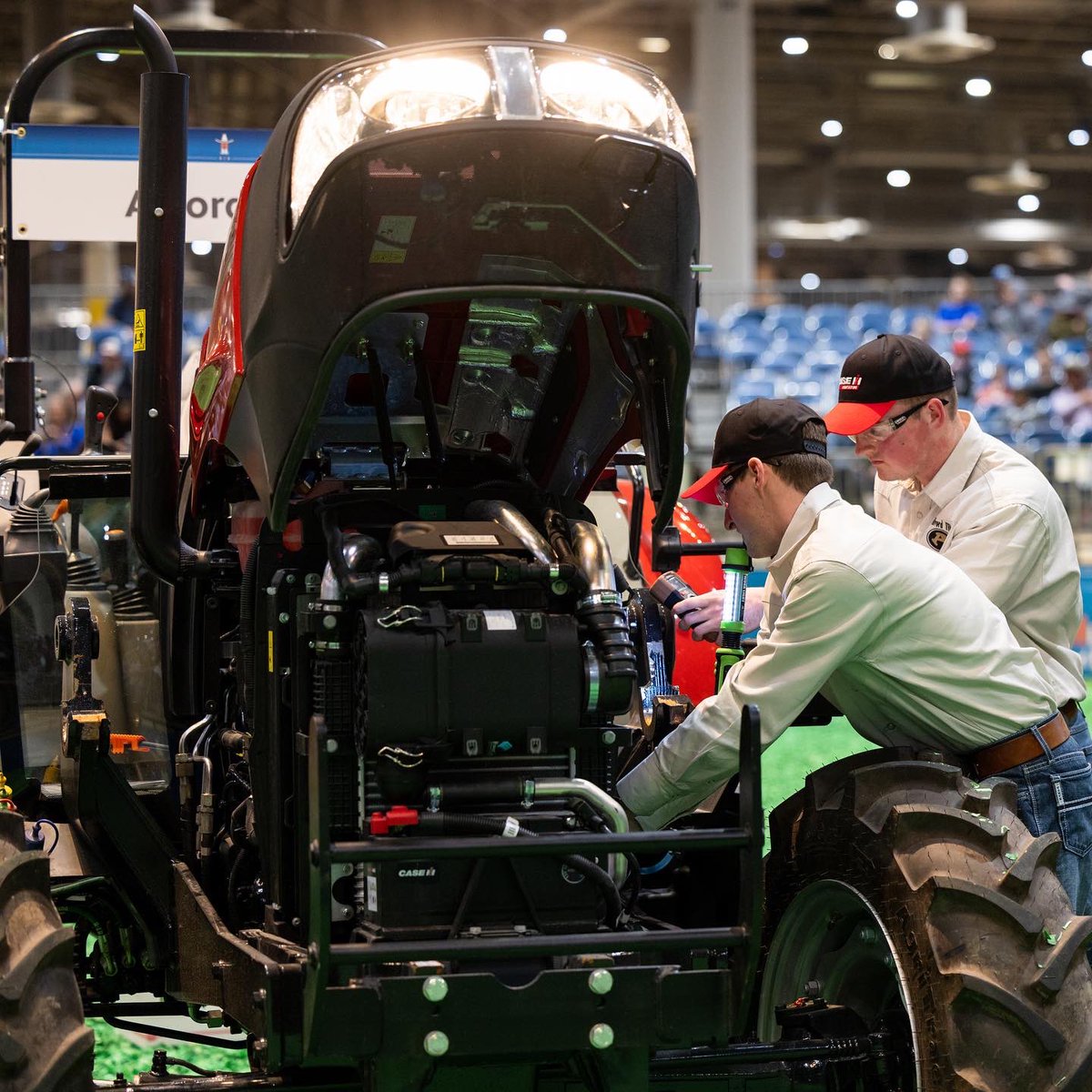 TexasFFA's tweet photo. Did you know that the tractor technician CDE is competition where team members appraise components and parts of tractors and agricultural implements, and work to locate and correct five deliberately placed malfunctions in diesel fueled tractors within the 25 minute time limit. https://t.co/ND6DMr677C