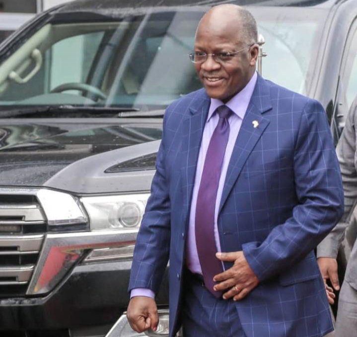 TaifaDada's tweet photo. Daima tutakukumbuk baba upumzik kwa Aman😭😭 https://t.co/h5cDVZe1gJ