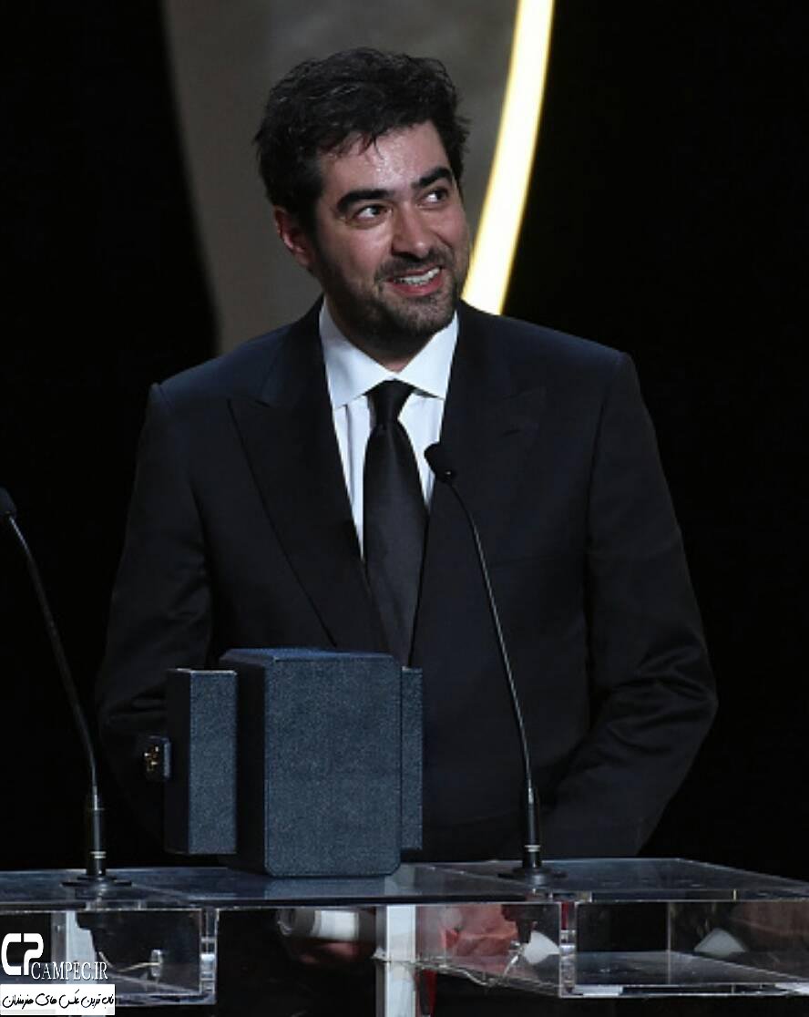 fateme819's tweet photo. Shahab Hosseini, who is the Best Actor at the Cannes Film Festival in 2016, presented the award to the Promised Mehdi
#ThePromisedSaviour https://t.co/3hYoPndQwK