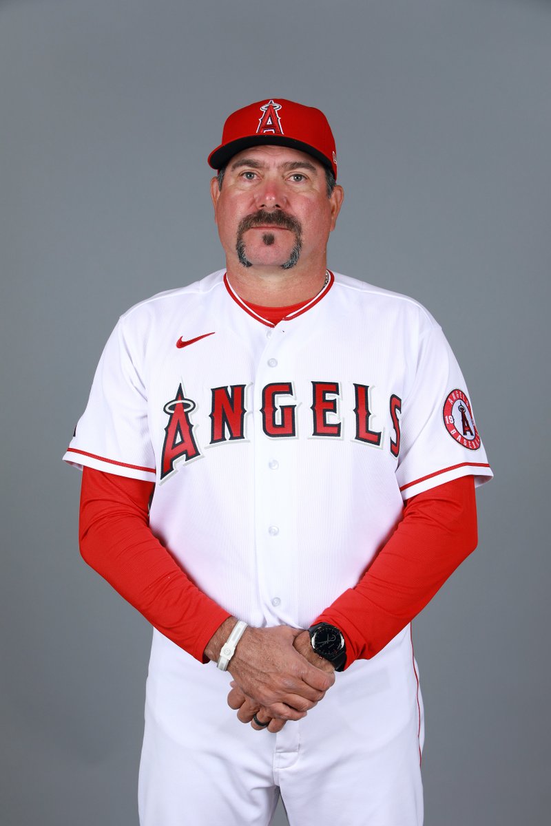 Los <a href="/AngelsBeisbol/">Angels Béisbol</a> tendrán como coach de 1ra base al tijuanense <a href="/Benji_Gil30/">Benjamín Gil</a>. Éxito al tijuanense en esta nueva aventura.
#YoAmoElBeis