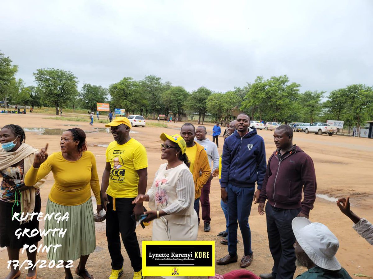 OfficialFridaWd's tweet photo. @CCCZimbabwe Caretaker VP @KarenyiKore was in Rutenga & Neshuro mobilising the people and business to VOTE #CCC candidate @TendekaiMandi in the @CCCMweneziEast Byelection on the 26 of March.
#NgaapindeHakeMukomana
#SupportisNeeded. https://t.co/HeSj0Uo05d