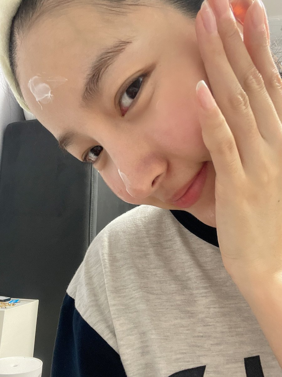 viviz_bbl's tweet photo. [220317] 🦊💭 https://t.co/n1gk0oMk4Q