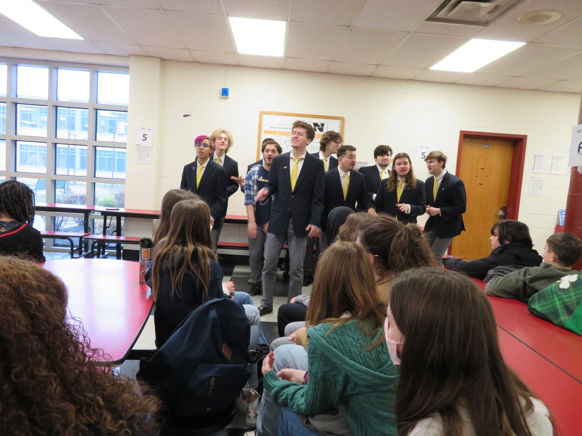 Nyack_Schools's tweet photo. Harmony-rich vocal performances and honest conversations about the importance of finding a #creativeoutlet. Thanks @Ithacappella for stopping by #NyackMS and #NyackHS today to inspire our #NyackSchools students and their love of music. #MIOSM #MusicEducation @BudhaiSEudes https://t.co/1L0KkBDzNs