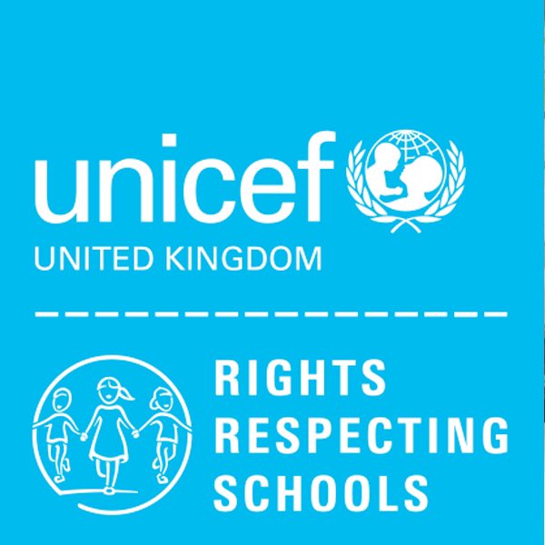 Hallglen_DHT's tweet photo. 2/2 This week @WellbeingHubHPS we have been exploring Article 15 - I have the right to meet with friends and to join groups 🥰 #HPSRRS @HallglenPrimary ❤️ https://t.co/yS9yU5fF3v