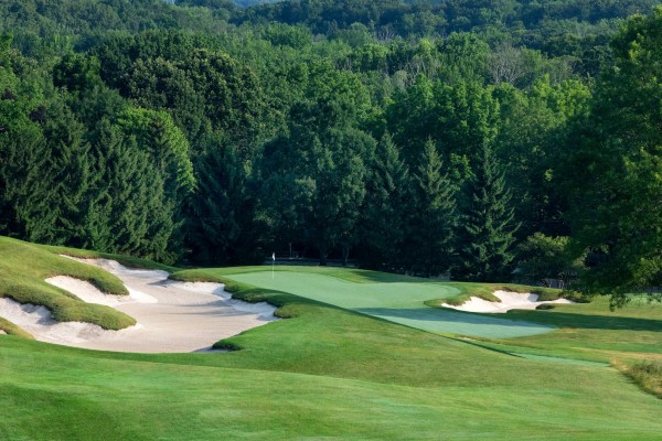 The Akron Symphony Orchestra’s Silent Auction is Live Now! Register today for your chance to bid on some amazing golf packages, gift baskets, an electric bike, and more! bit.ly/3KQ3BeX
