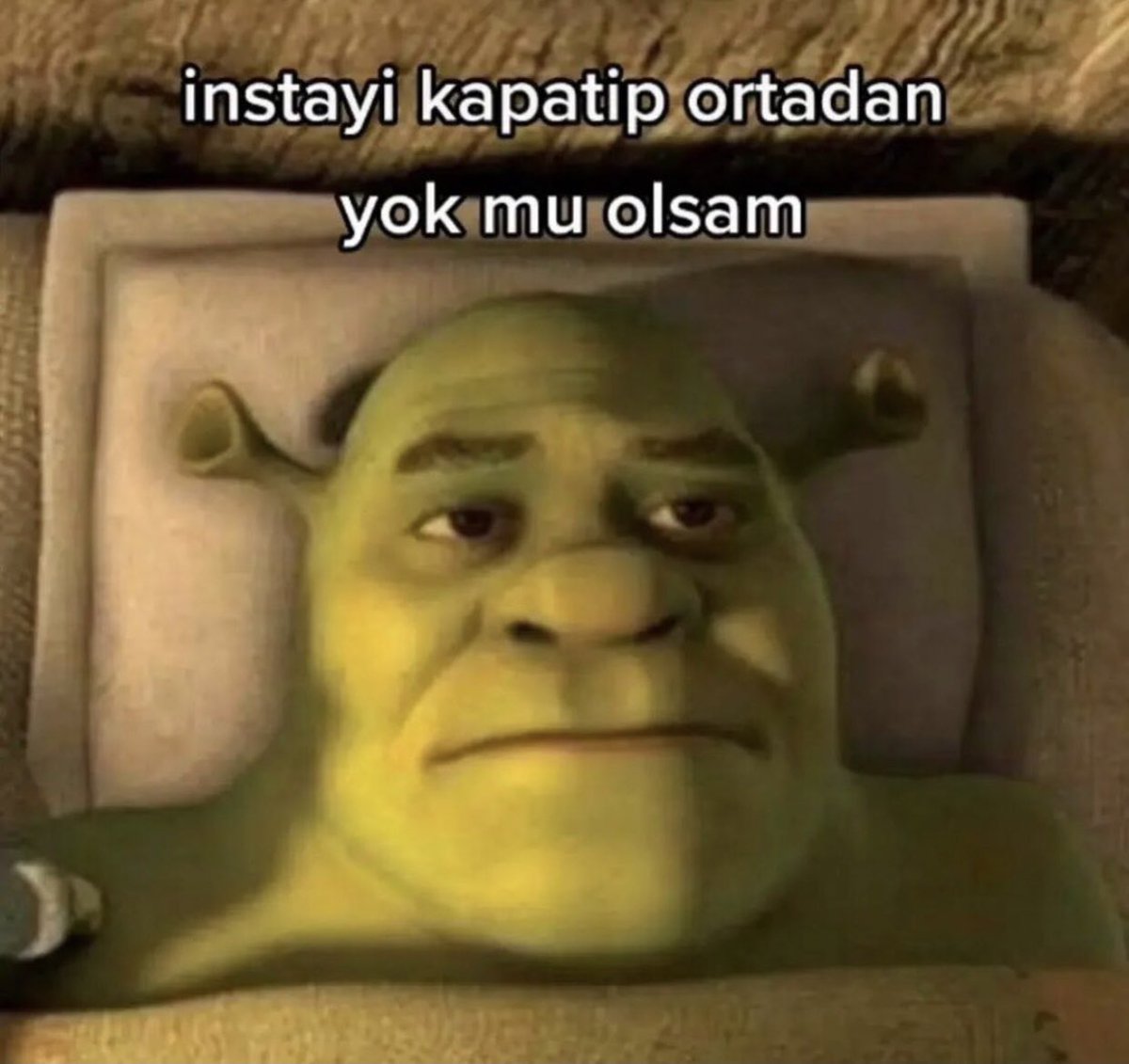 yeliish's tweet photo. en küçük bi boşlukta benim kafanın içi https://t.co/967l6XeHYJ