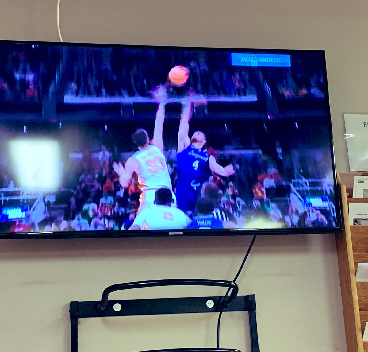 HSCSportsMed's tweet photo. Good luck @LongwoodLancers #MarchMadness https://t.co/m90DDGG5q9