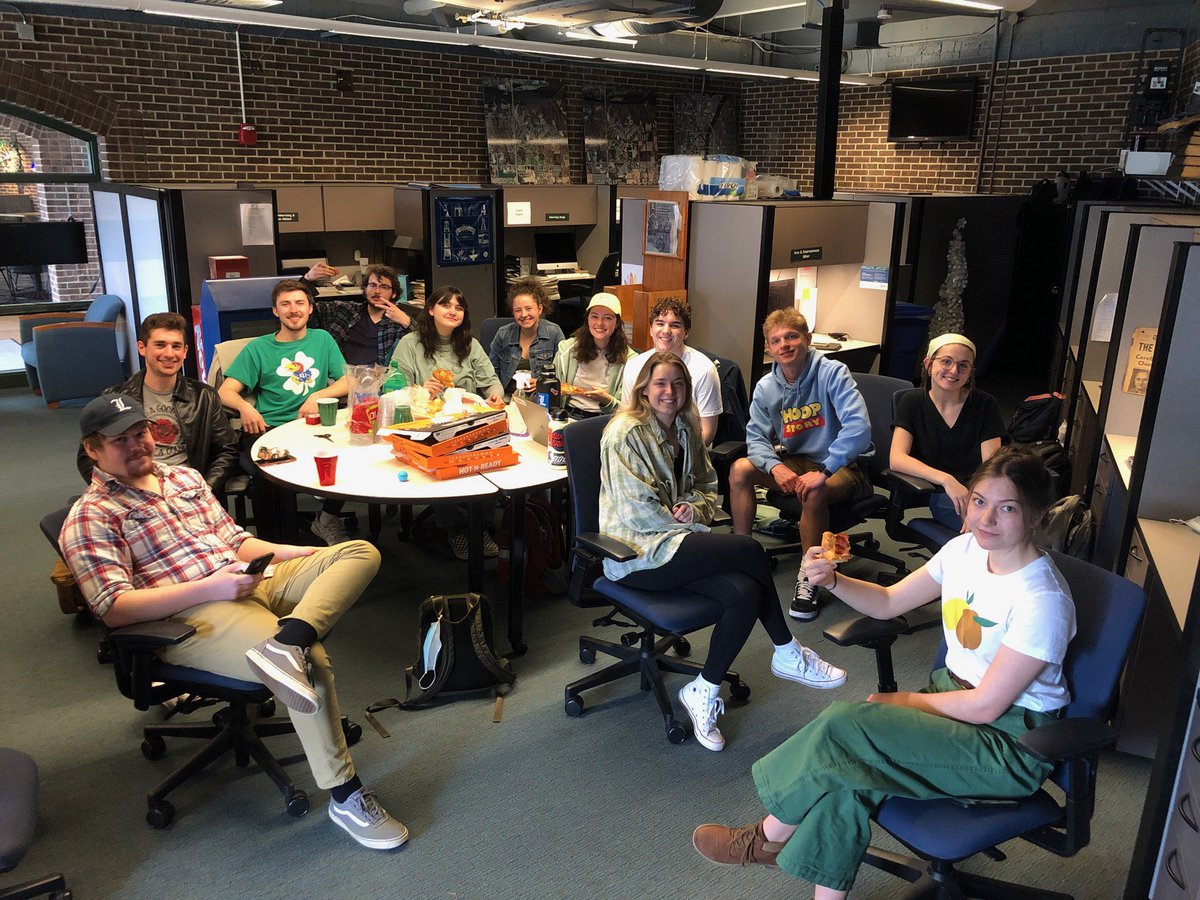 GVLanthorn's tweet photo. The lanthorn received second place in the Better College Newspaper Award! We are honored and grateful for every member of the lanthorn team! https://t.co/gqyTbYGxXv