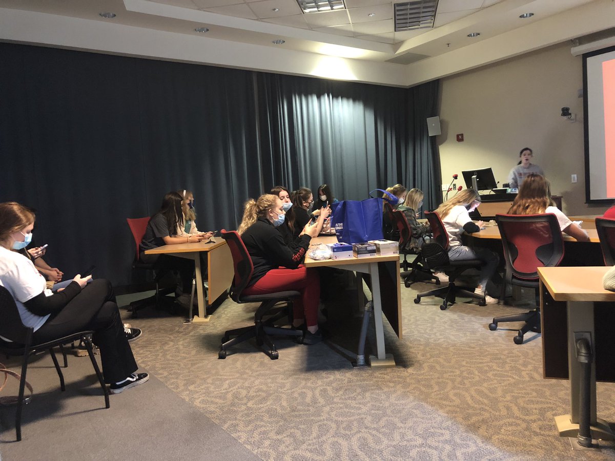 HBS students had the opportunity to tour the Anatomy Lab on the campus of IUPUI. Thank you to Dr.McNulty, Dr.Organ, Dr. Deane, and Megan for the interactive experience and wealth of knowledge. #pltw #education #iupui @IUPUI #anatomy <a href="/PLTWorg/">Project Lead The Way</a>