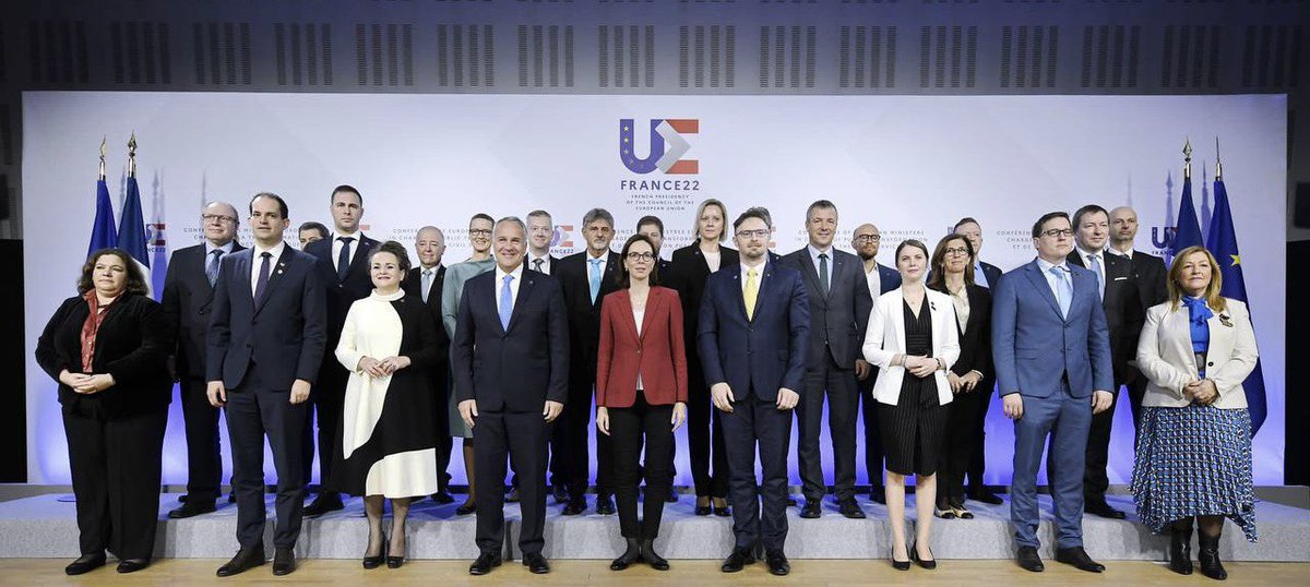 Amélie de Montchalin tweet media