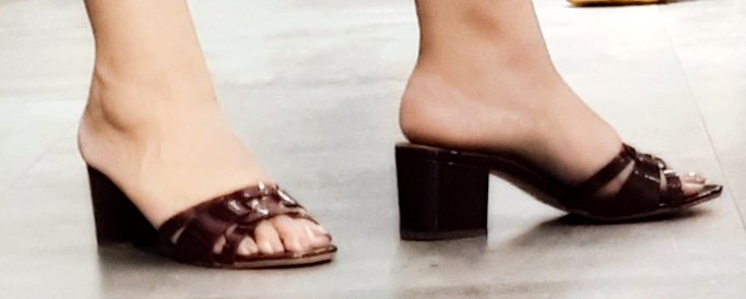 anzzzel's tweet photo. Keep your heels 👠, head and standards high.. Coco Chanel @voguemagazine @vogue_italia @feminamissindia https://t.co/2dLG3uEoIo