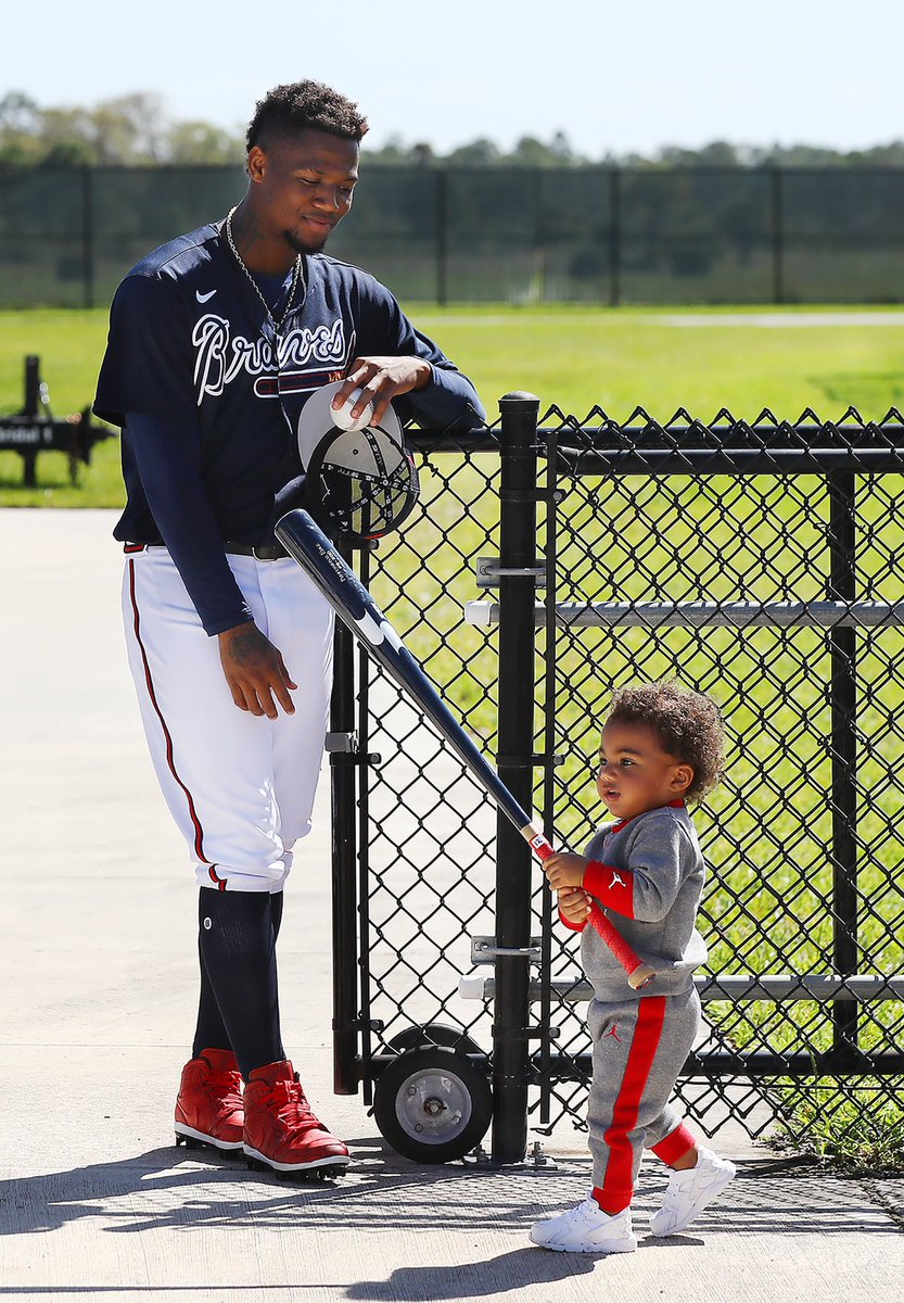 ZachKleinWSB's tweet photo. Current and future Braves legends… @ronaldacunajr24 &amp; his son ❤️❤️❤️

(📸 @ajc) https://t.co/jiPWSD2tZt