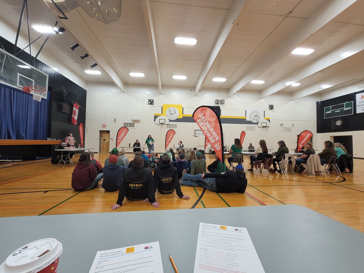 In Bengough today for a Reality Check event where students are #learningtogether alongside community members and volunteers about #financialliteracy! Thanks @moosejawchamber for helping make this happen!