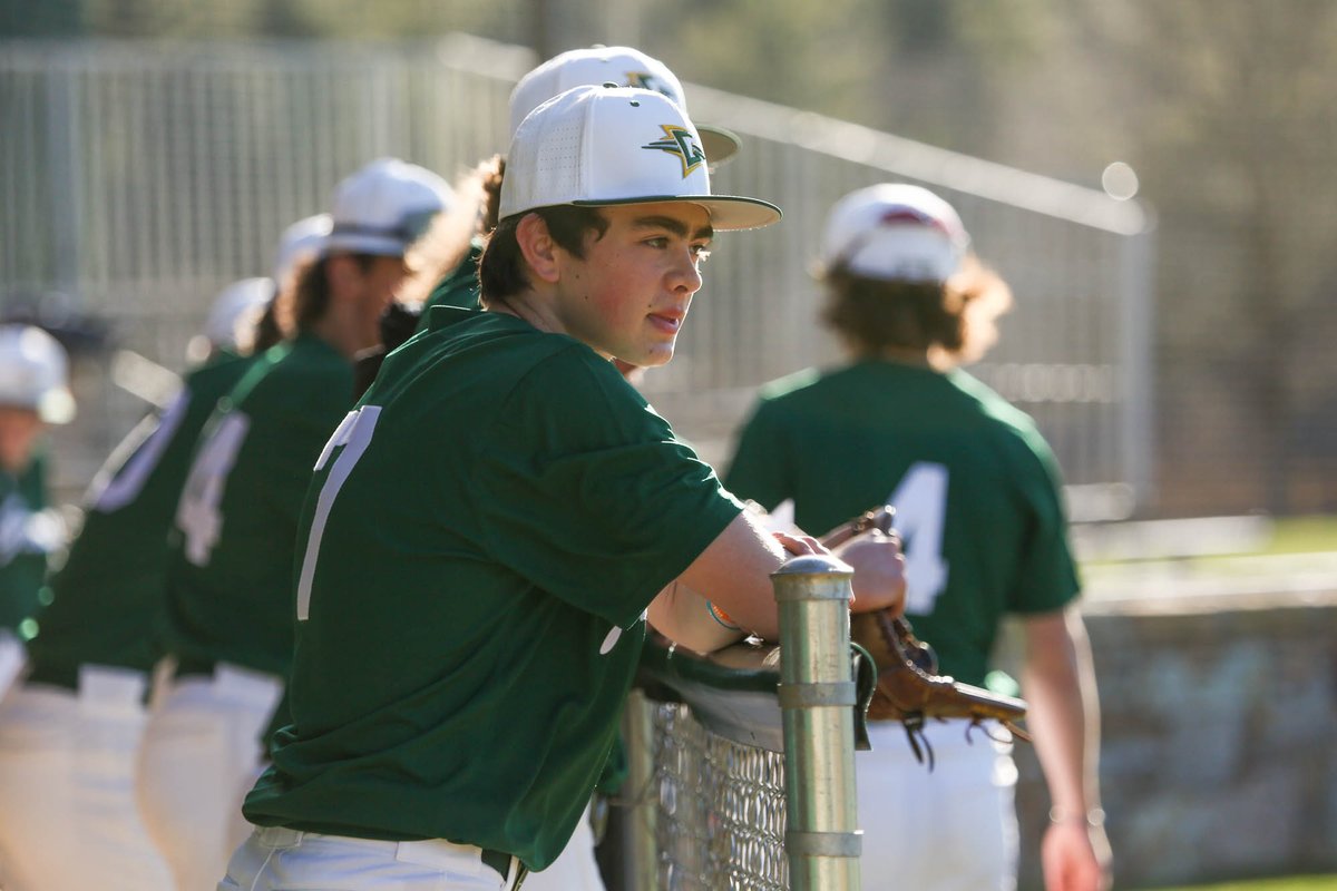 greeniesports's tweet photo. Naturally, everything was coming up green on St. Patrick’s Day.

Mac Kimel ’22 pitched a four-hit complete game shutout and Matthew Hammel ’23 was 3-for-3 for Christ School varsity baseball in Thursday’s 3-0 win over Gibbs (Tenn.). https://t.co/syH4sG4kGQ #asheville #avlsports https://t.co/OrAiJxSjno