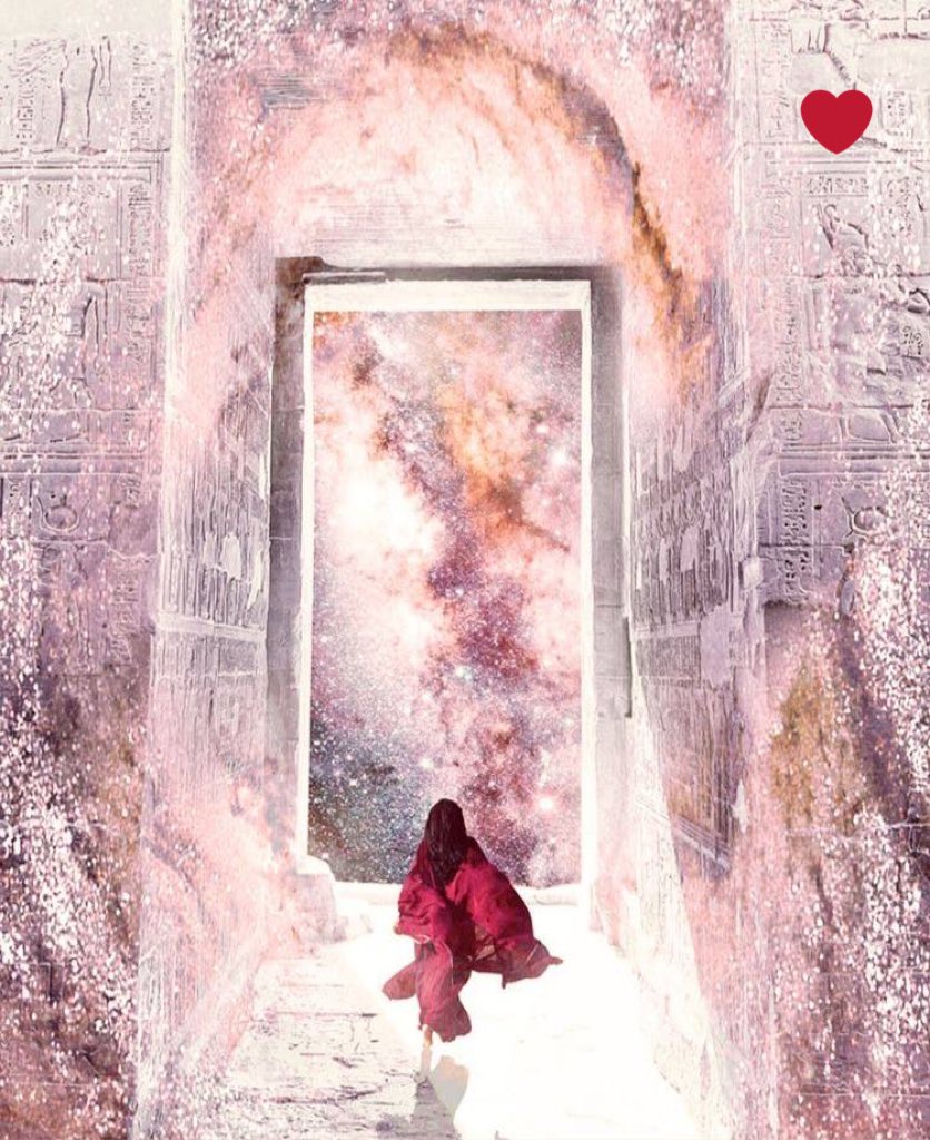 shaimaa__18's tweet photo. @vortextarot @atoma_coach اخترت الاحمر وحرفي وبرجي موجود بيها اتمنئ توصلك طاقتي https://t.co/aI5UKBvStb