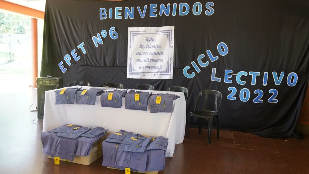 gilsonb10's tweet photo. Visitamos la EPET 6 "Carlos winkler" en Eldorado, Misiones.

Entrega de mochilas técnicas.

#EducaciónMisiones #SomosTecnicaMisiones @herrerayflia @miguel_sedoff https://t.co/sPfJoOXY8Z