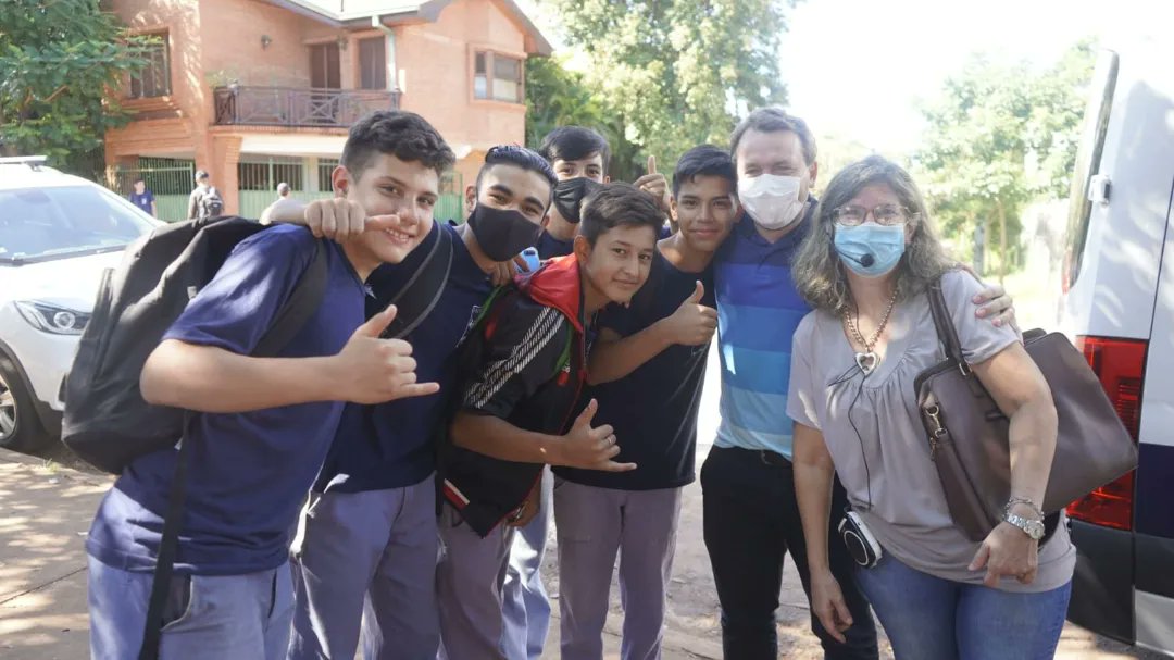 gilsonb10's tweet photo. Visitamos la EPET 6 "Carlos winkler" en Eldorado, Misiones.

Entrega de mochilas técnicas.

#EducaciónMisiones #SomosTecnicaMisiones @herrerayflia @miguel_sedoff https://t.co/sPfJoOXY8Z