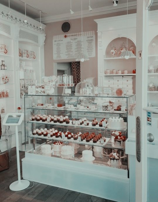 ⠀

               ¡WELCOME BACK!
  🥐🫓🍞🥯🧁🥧🍰🍪🎂🍩☕🍰