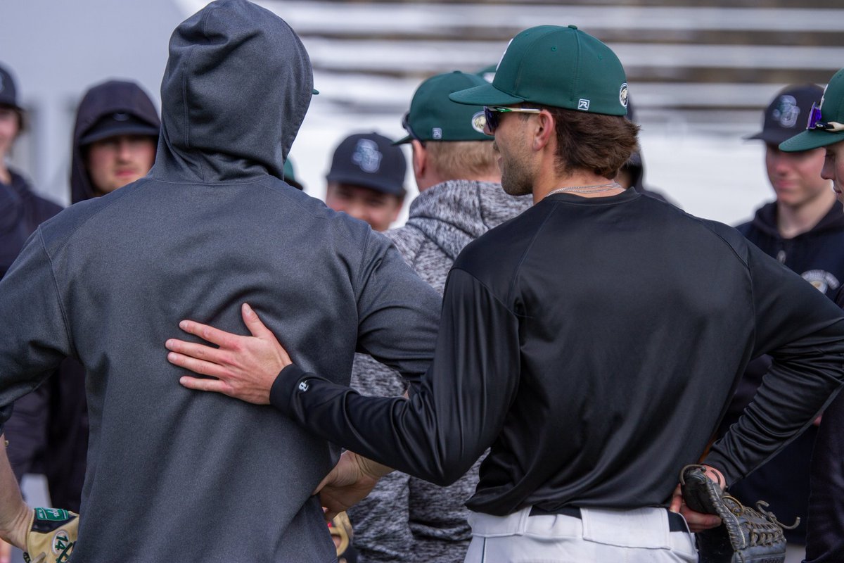 BSUBeaversBase's tweet photo. Feels right to be outside in Bemidji

#BeaverTerritory https://t.co/srrdb15hbF