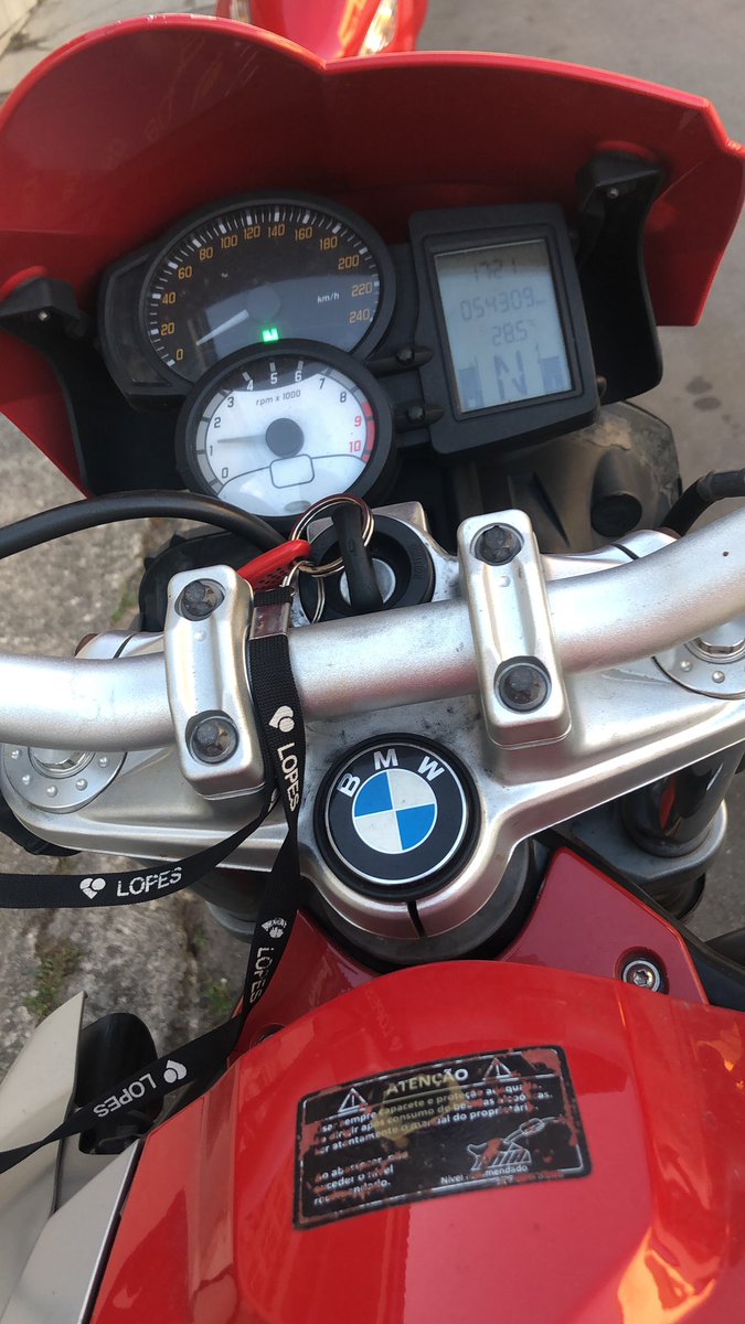 Rodrigues877's tweet photo. Do alfabeto só quero BMW https://t.co/HDZAG9bLiw