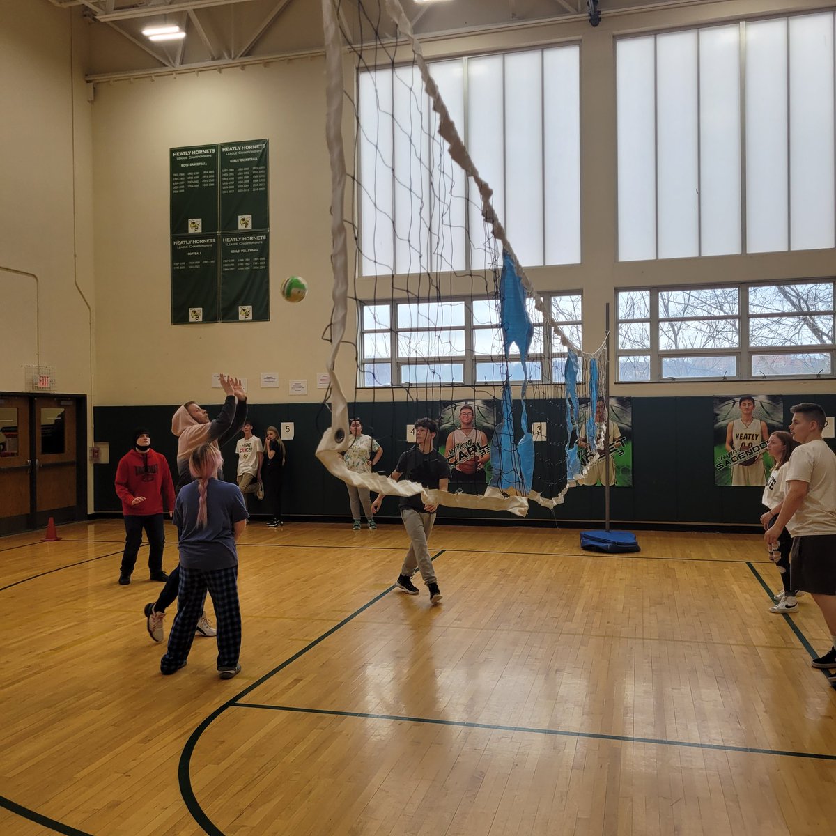 MrFord4242's tweet photo. Lots of energy and enthusiasm in the gym today during the much anticipated juniors vs. seniors volleyball game. @GreenIslandUFSD https://t.co/XDtMtmqr4X
