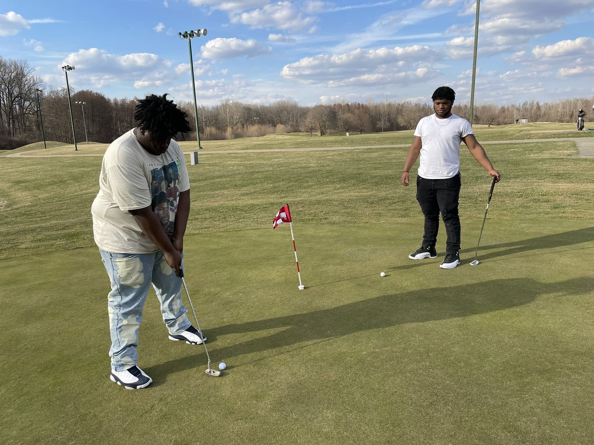 ShortridgeBlueDevilsGolf tweet media