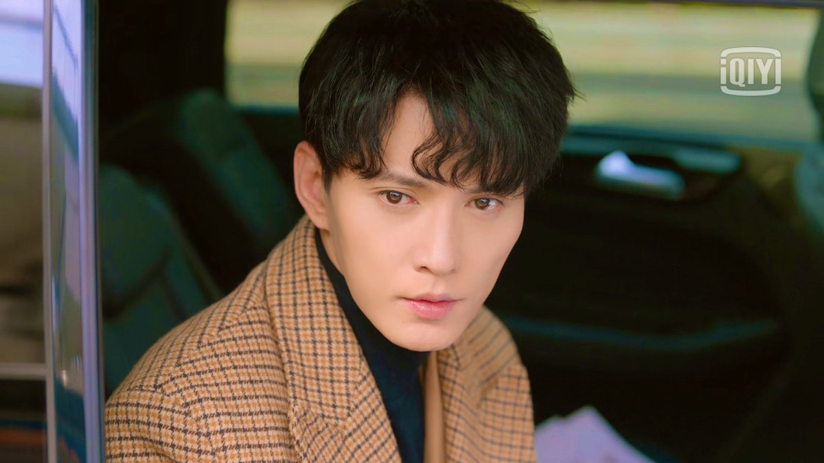 Regardless of the voice change, #JeremyTsui is a fascinating actor with a light touch in the comedy parts & capable of moving you to tears in the sad parts. He is confident in both period & modern. #BeMyPrincess