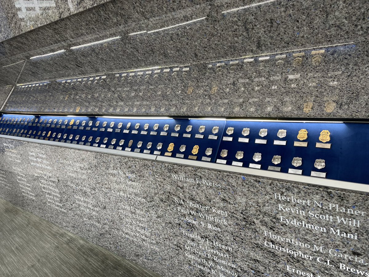 jg_abad's tweet photo. We are redoing the LODD badge display at #TheHPDmuseum. A beautiful memorial to the fallen and their stories.  Soon we will have those stories to share online @HPOUTX @houstonpolice #121 #KILD #houstoncops https://t.co/bfzplhR7xp