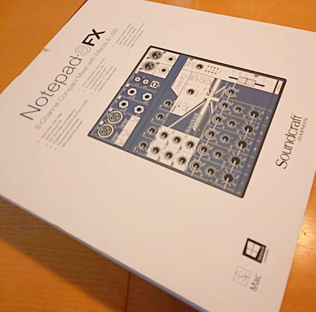 utautai_satsuma's tweet photo. もうちょい使いたいなって思いつつ、集荷ギリギリでバタついて雑に扱うのもやだなと踏ん切りつけ、ギター以外の機材を箱詰めしました。

ちゃんと箱とっといてよかった。

機材たちよ…しばしの別れじゃぁ

#音楽機材 #弾き語り
#Notepad8FX #Soundcraft https://t.co/jRKD6X2F63