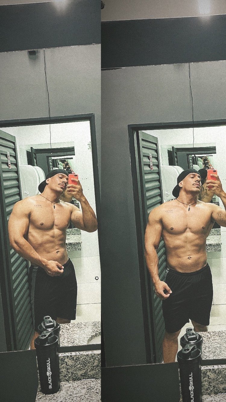 🌝💪🏻 https://t.co/KmrMDA76Ri