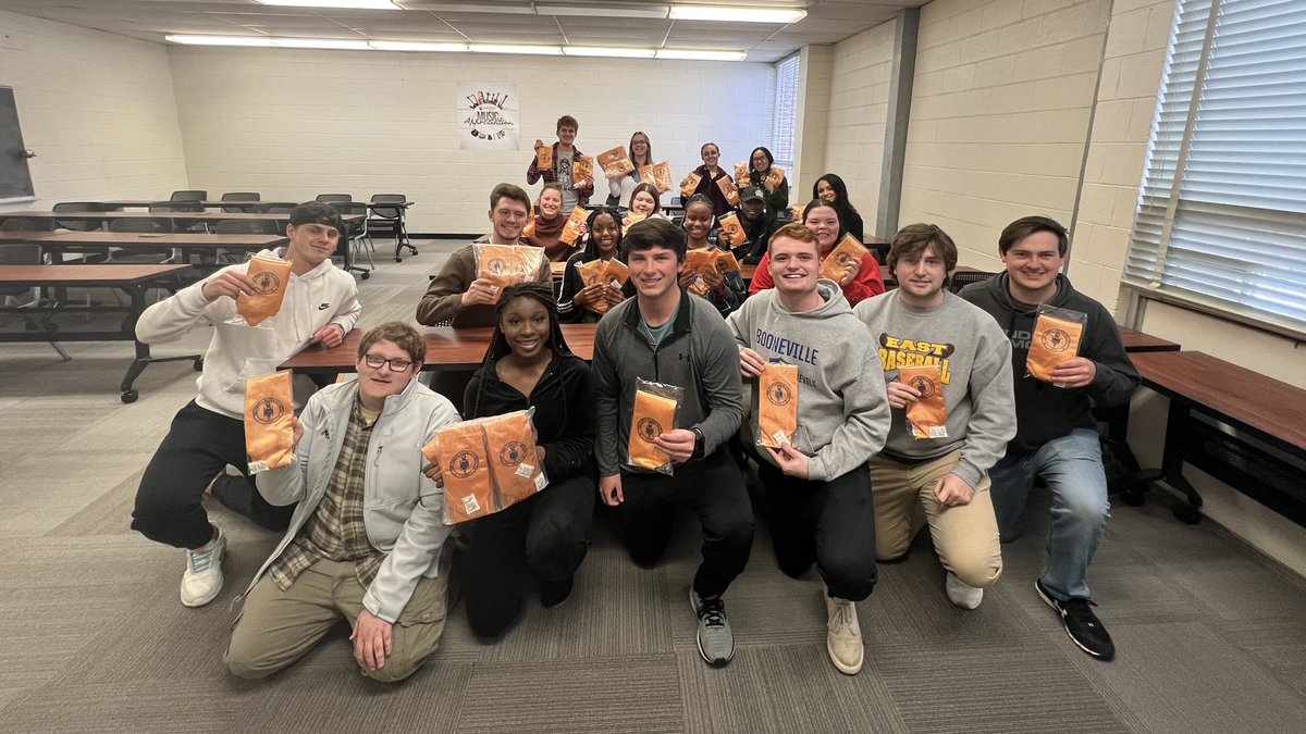 Northeast has the #1 “REACH” awards Phi Theta Chapter among the 1275+ chapters, awarded for the highest percentage of eligible members joining (83.1%) in 2021.