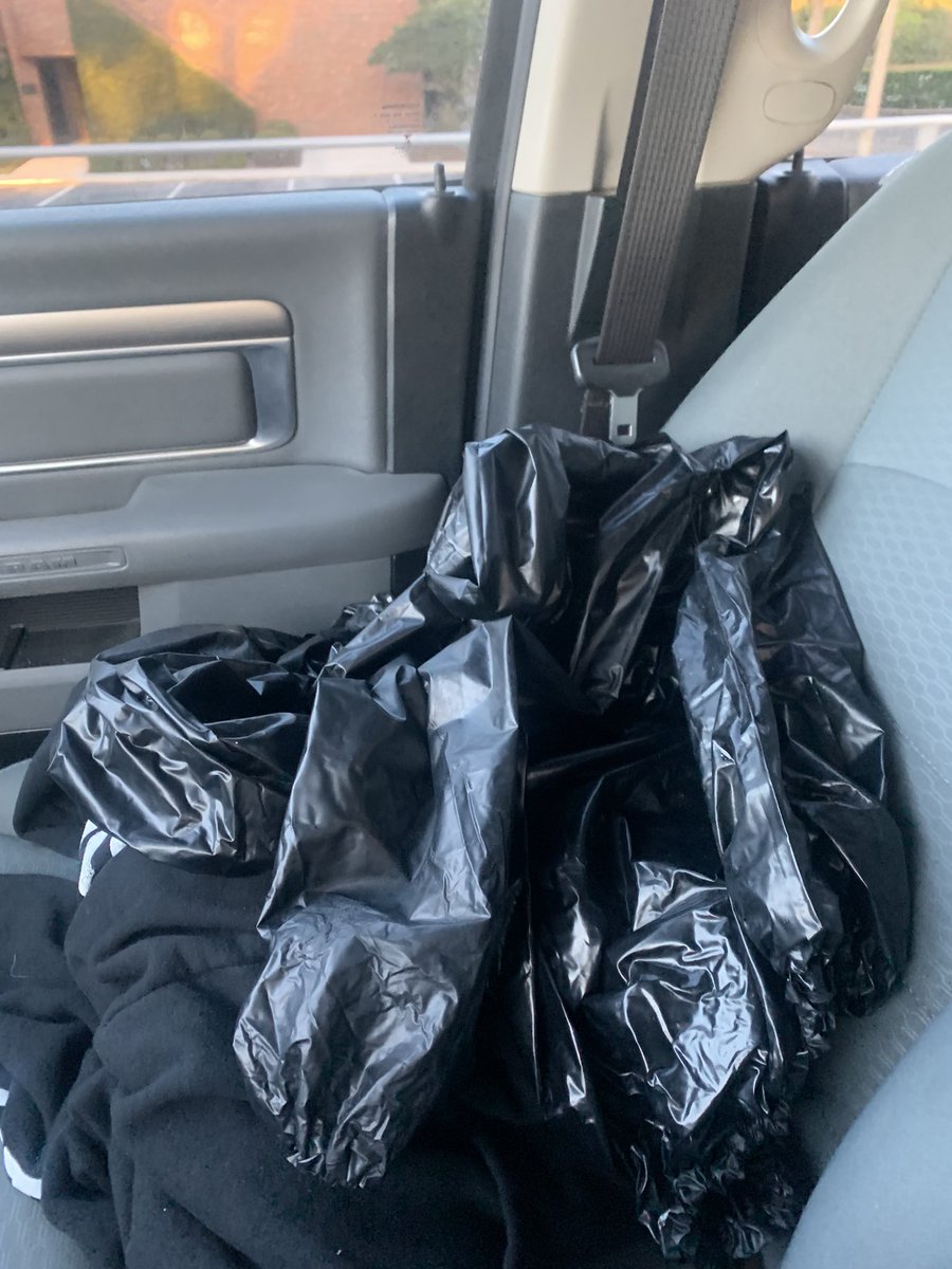 trusoldiernolim's tweet image. Felt great on my walk tonight, #puddleofsweat