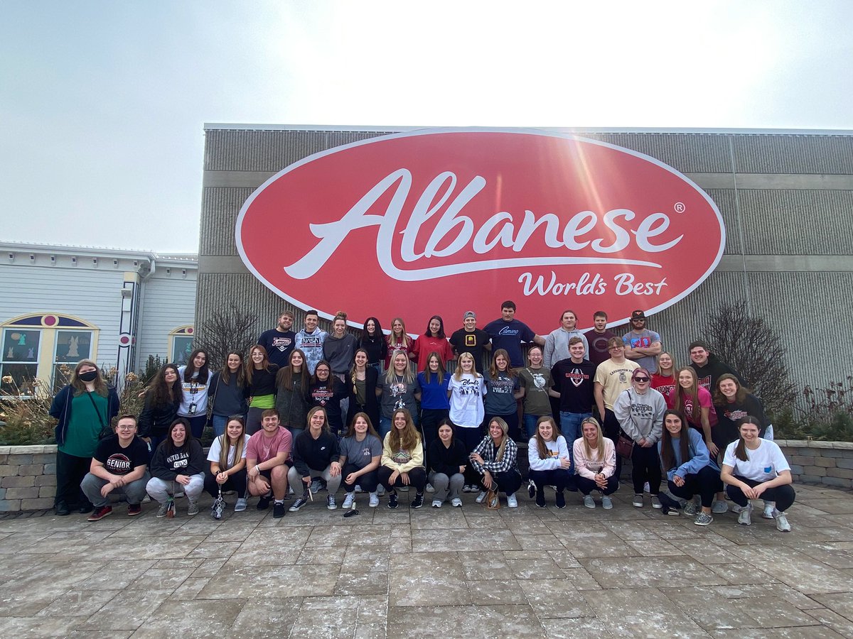 This place is SWEET! 🍭🐰

A quick stop at Albanese Candy Factory to get us sugared up and energized for the weekend ahead!