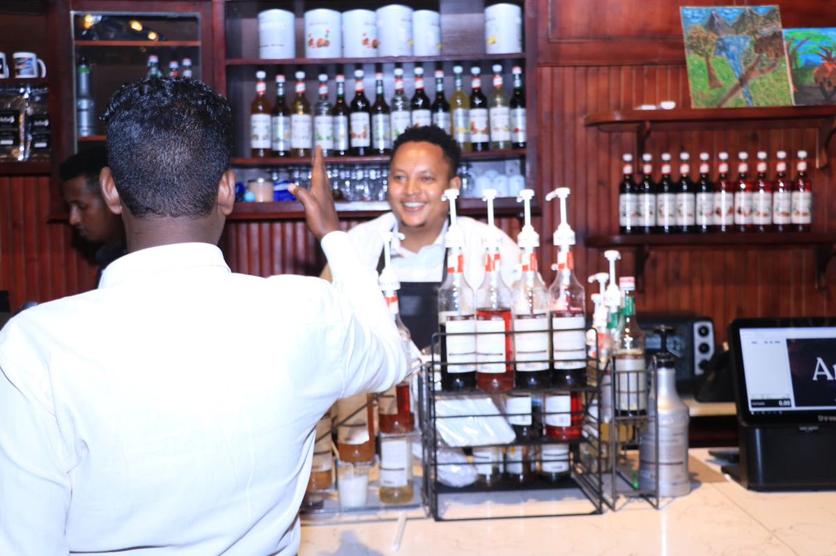NafisaIsse's tweet photo. At the grand opening of @Arbe_Cafe, the latest café in #Mogadishu. A very beautiful and well decorated place. Loved everything about it to the design, lighting and the the cosy sitting. Well done @HassanSabriee. Wishing you all the best with the new cafeteria. We love to see it👏🏽 https://t.co/NVKFmNFW57