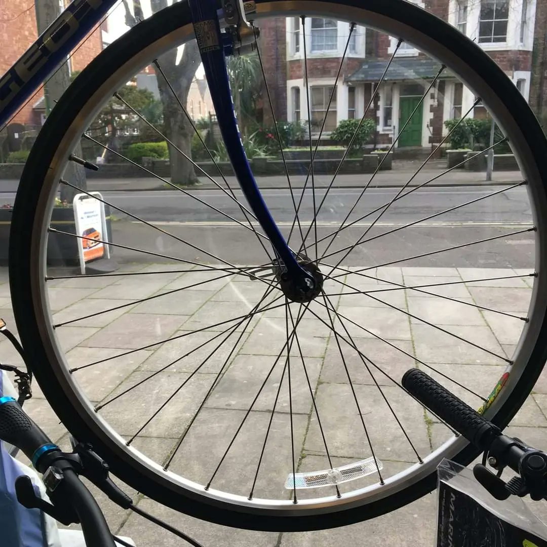 eatFestivals tweet media