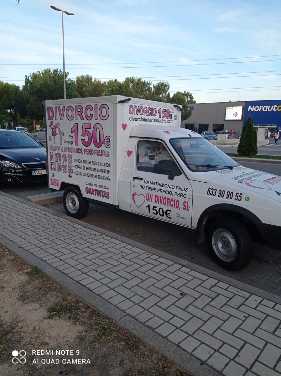 No me hace gracia. Me cabrea. Por eso quiero recordar las palabras de <a href="/Marilo_Lozano_O/">Mariló Lozano Ortiz</a> presidenta de <a href="/AeafaAbogados/">aeafa</a> en las Jornadas Centrales: "Mercantilización no puede ser equivalente de precarización. Nuestra profesión se precariza cuando se ofrece un divorcio por 100 euros"