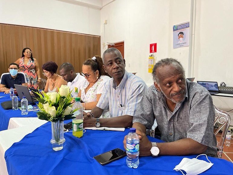 maxgomezt's tweet photo. Hoy se desarrolló la mesa de trabajo del Paro Cívico de #Buenaventura en la que avanzamos en la ruta de trabajo con @UnidelPacifico. Continuamos honrando los acuerdos adquiridos con la comunidad. #EquidadEsDeTodos https://t.co/kqtONIN9Nq