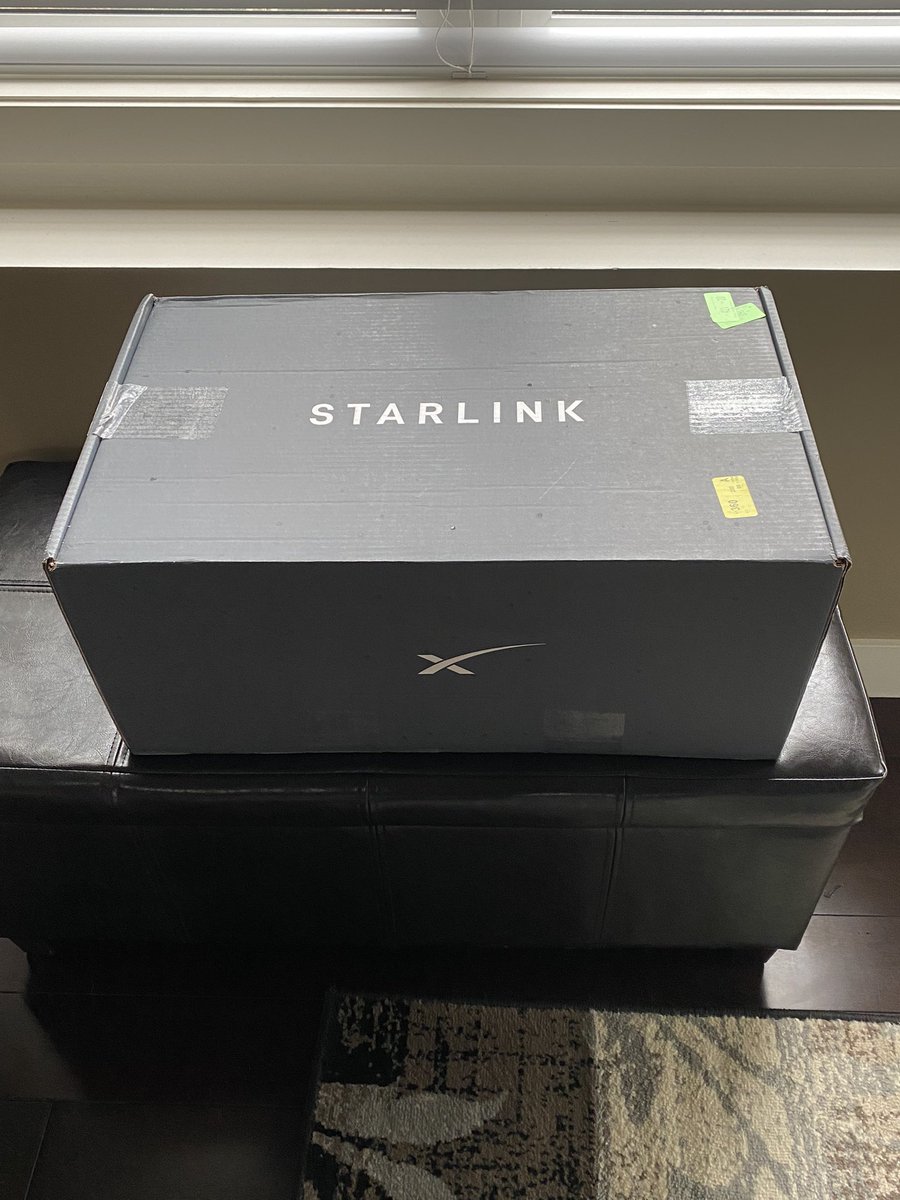 i_dadio's tweet photo. So exited to disconnect from the earth’s ball and chain and connect to the stars ✨ in the universe @elonmusk @SpaceX 
Starlink arrived! https://t.co/Te0BZUCI9c