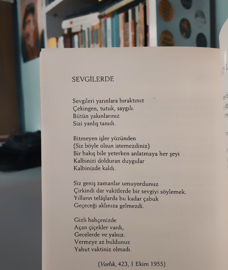 📘 #BehçetNecatigil - Bir bakış bile yeterken anlatmayı her şeyi, kalbinizi dolduran duygular, kalbinizde kaldı…