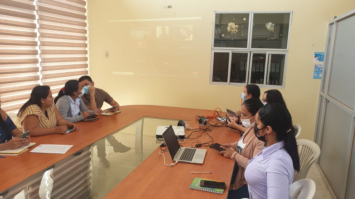 SimonJaramilloM's tweet photo. @ParticipacionPC, capacita a funcionarios del Municipio de Shushufindi  @AShushufindi (Provincia de Sucumbíos), sobre contenidos y aplicación de la #Lotaip Ley de Transparencia y Acceso a la Información Pública. #PCTransparencia  #AmazoniaTransparenteEC https://t.co/Gr4Te7DtZJ