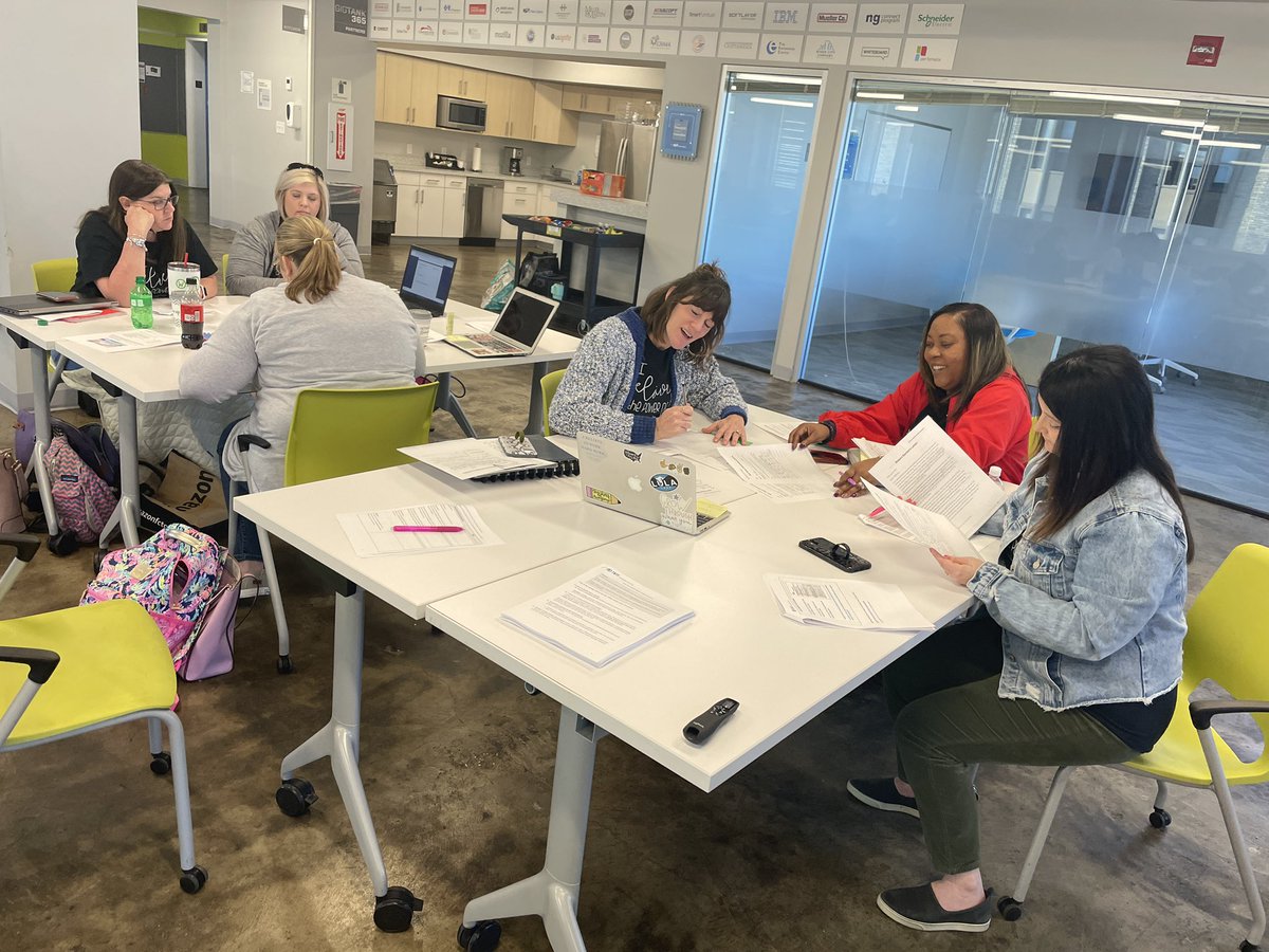 crystalmayer07's tweet photo. What a great day of learning with TNTP! I love our MidTown coaching team…fun, reflection, and growth. We believe in the power of yet! @hcsmidtown @steph_hendon @chuma_jennifer @davis_hillery @Kimber2000 @wetherly_kenned https://t.co/QSzHNb16M1