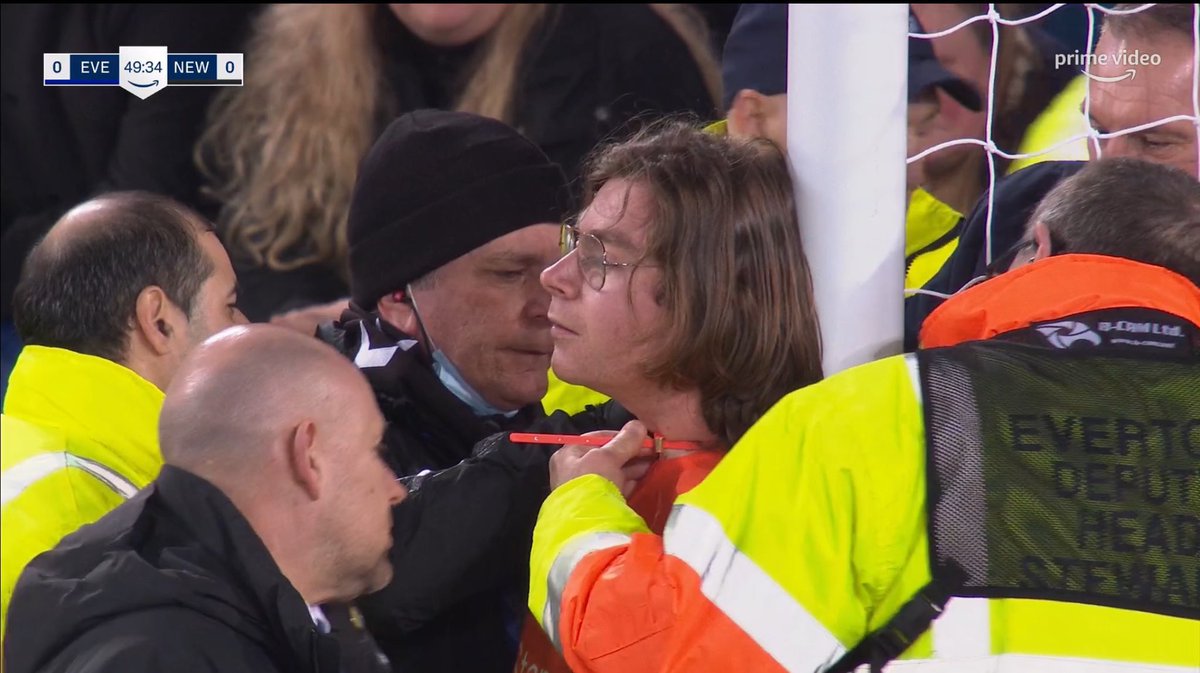 mollyjfi's tweet photo. Highlight of the match 😂 #EVENEW https://t.co/P51s15Cjq3