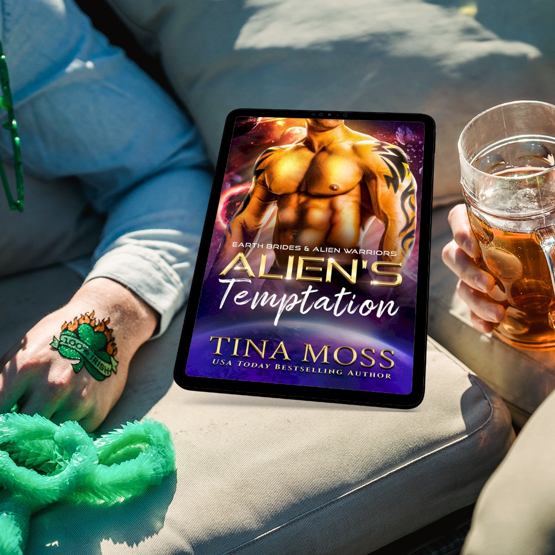 authortinamoss's tweet photo. Happy St. Paddy’s Day! May the luck of the Irish be with you always. And if you need a good read pre-order ALIEN’S TEMPTATION! Coming soon.
https://t.co/0K5jwYQaOr
#alienscaptive #aliensmate #alienstemptation #tinamoss #sfrtok #authortinamoss #scifiromance https://t.co/XpfdPw8Hhi